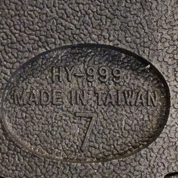 NEW💎 Grandco Jeweled Sandals - Picture 6 of 6